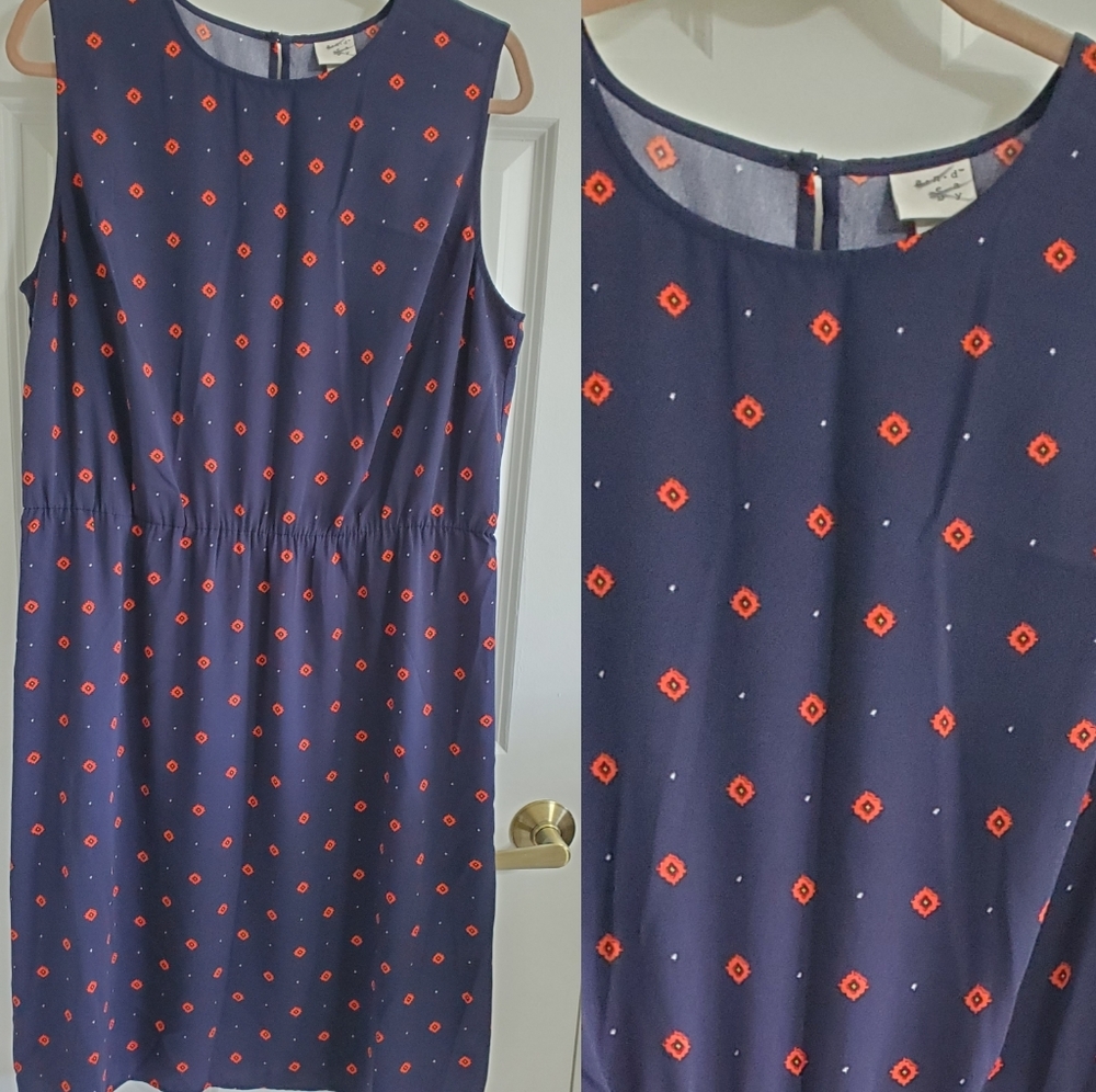 *SOLD* A New Day Shift Dress